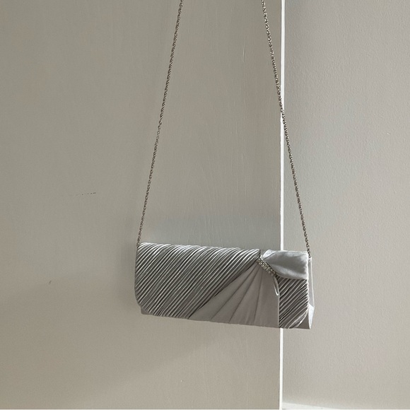 Silver Wedding Clutch Purse - Picture 1 of 4